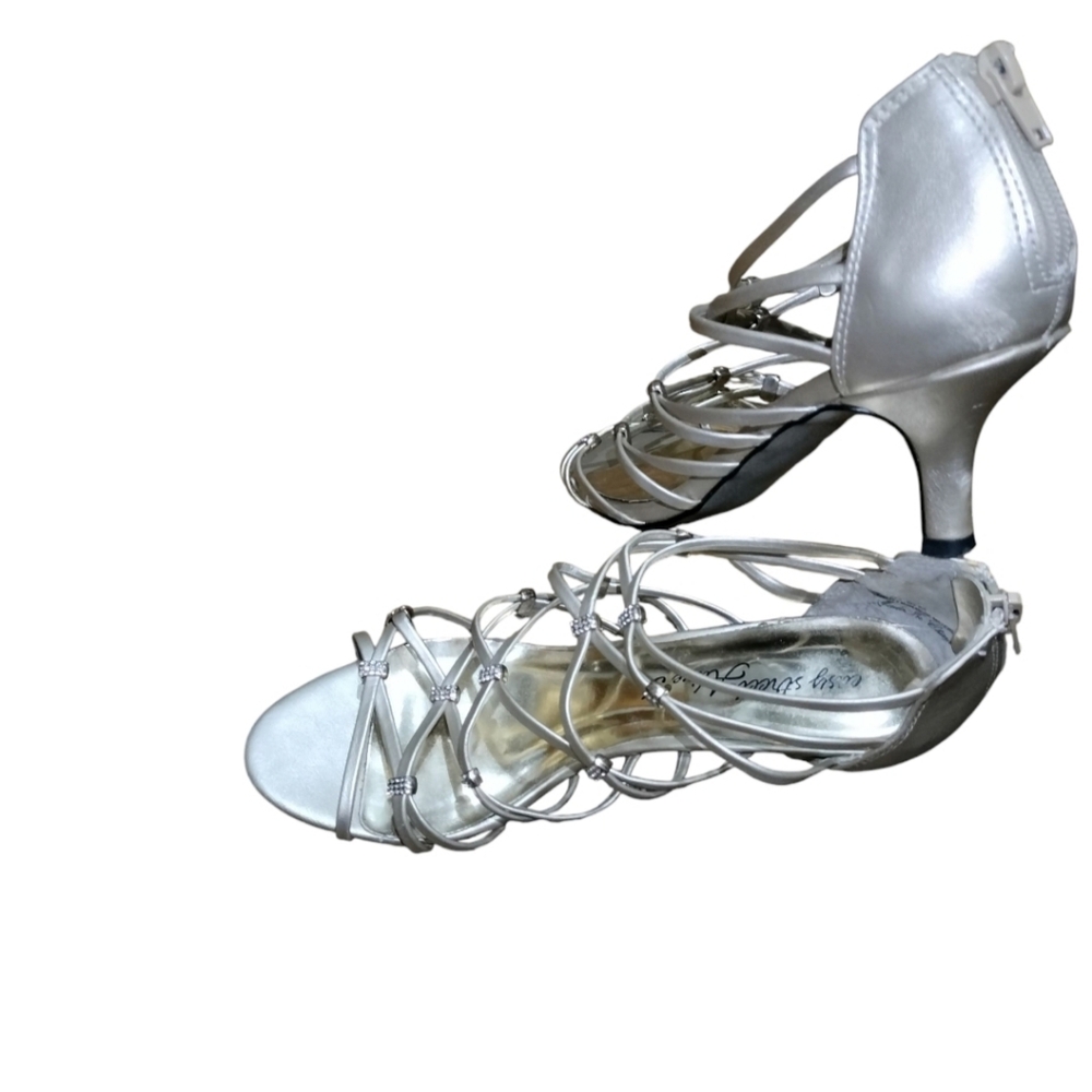 Easy Street Silver Strappy Heels